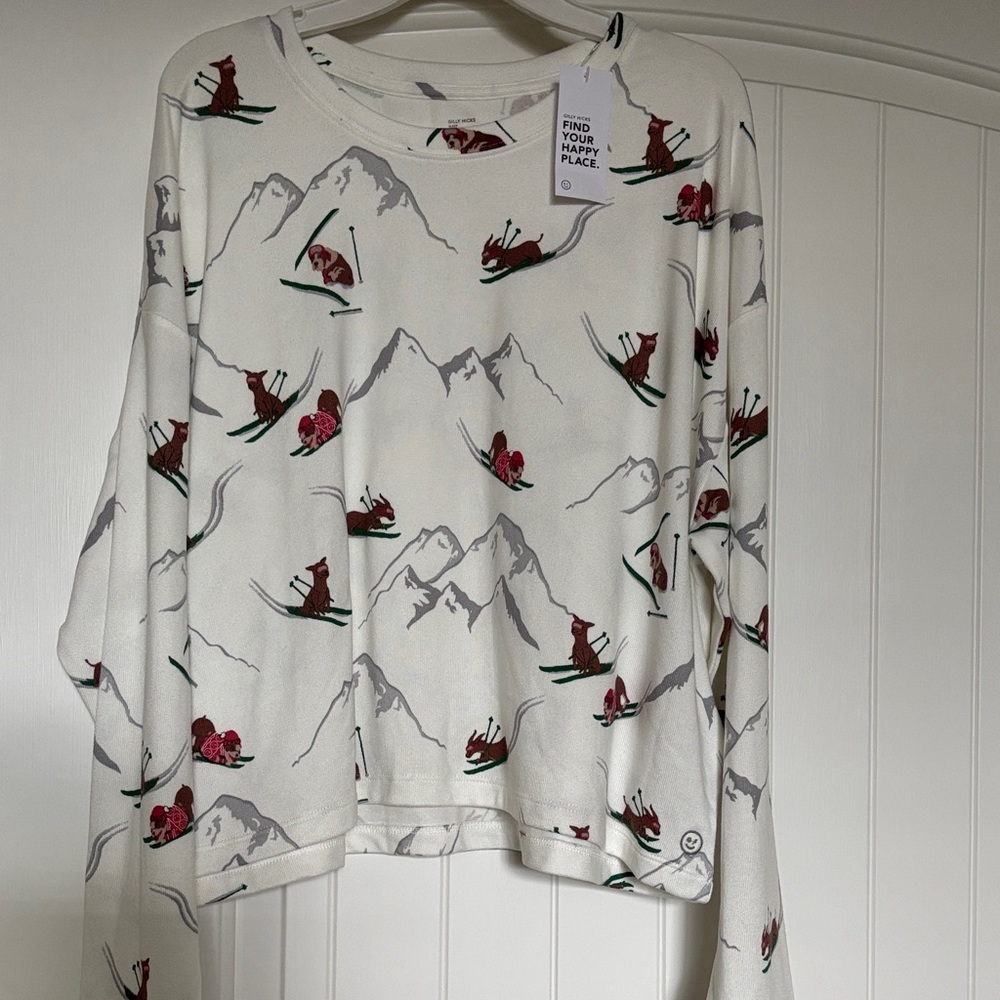 NWT Gilly Hicks/Hollister sleep top